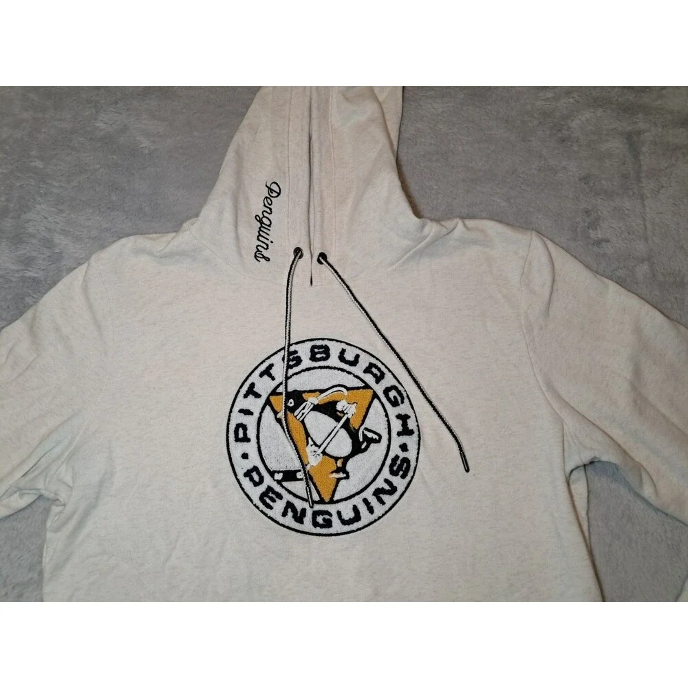 Fanatics Pittsburgh Penguins Cream Hoodie with Logo